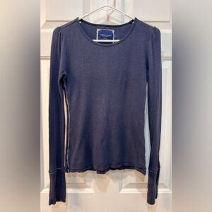 American Eagle Y2K Waffle Knit Fitted Thermal Sz M Layering 90's Elaina Gilbert